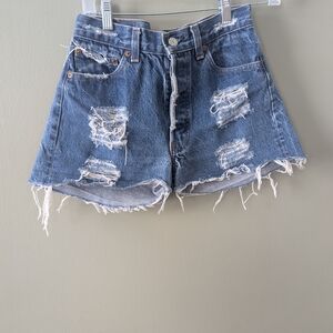 Levi's Stylish Ripped Denim Shorts Size 29